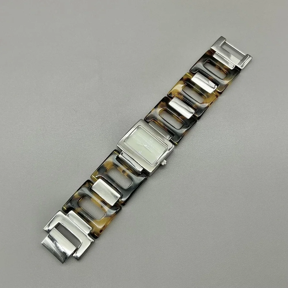 Vera Bradley Womens Watch Tortoise Brown Bracelet Silver Tone White Dial Quartz